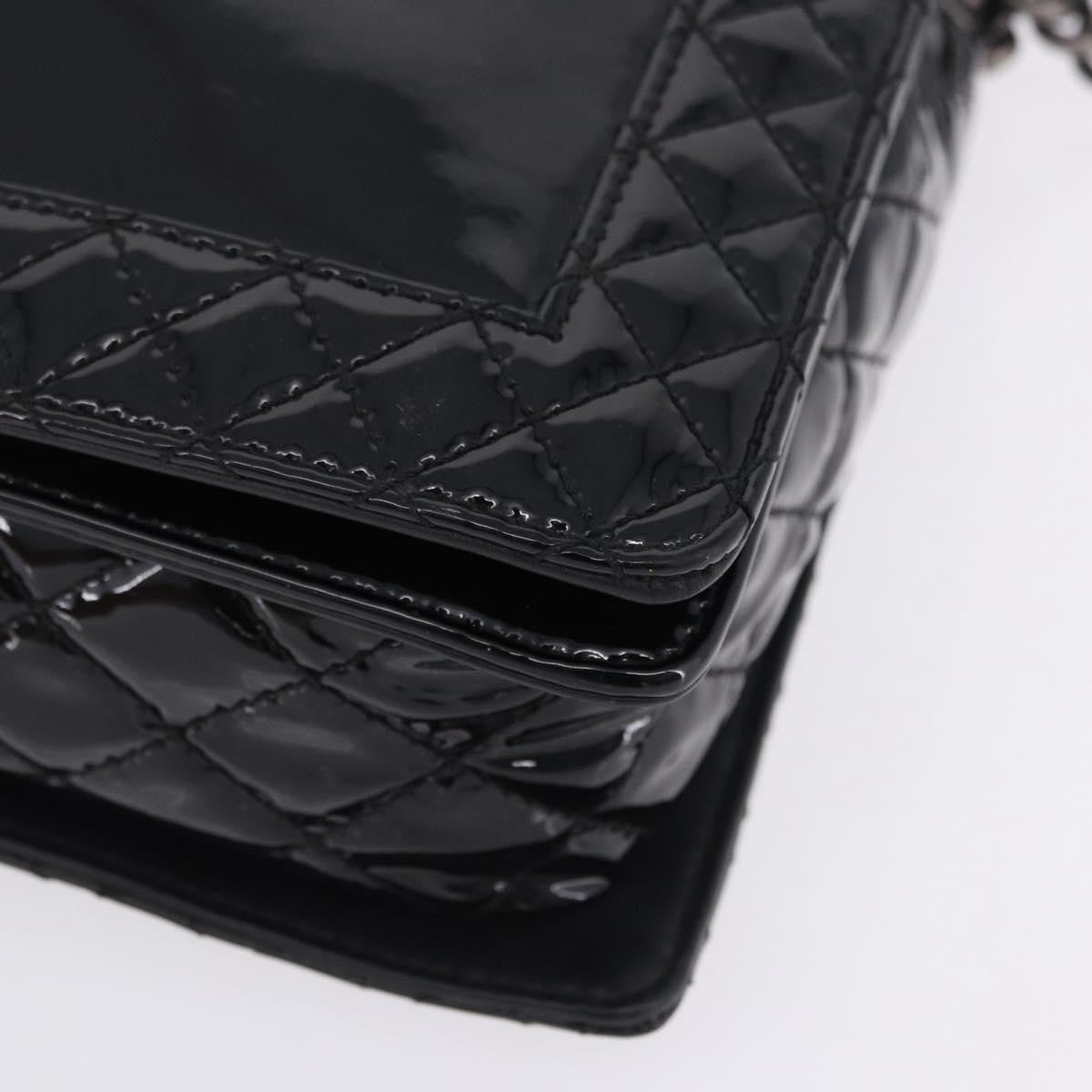Chanel Reverso Boy Flap Patent Black Patent_Leather Shoulder Bag Bag (Pre-Owned)
