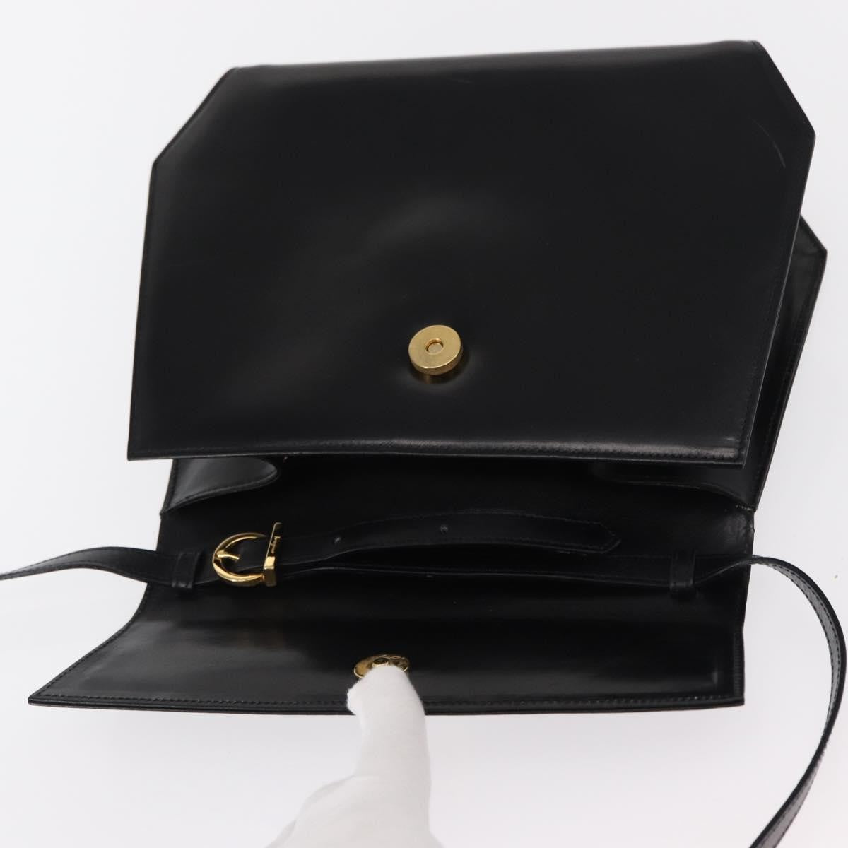 Salvatore Ferragamo Gancini Leather Black Leather Shoulder Bag Bag (Pre-Owned)