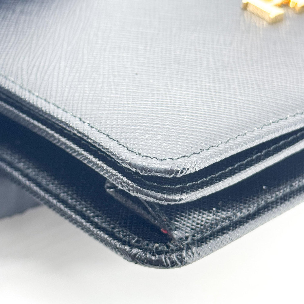 Prada Flap Card Case On Chain Saffiano Leather Black Leather Card Holders Accessory (Pre-Owned)