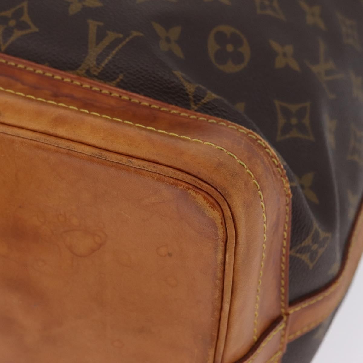 Louis Vuitton Noe Monogram Canvas Brown Canvas Shoulder Bag Bag (Pre-Owned)