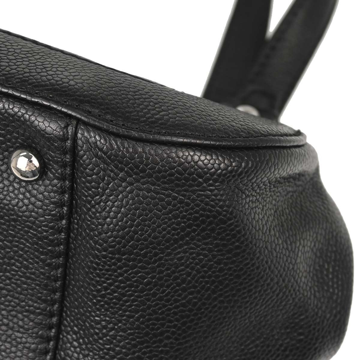 Chanel Mademoiselle Lock Quilted Caviar Black Leather Shoulder Bag Bag (Pre-Owned)