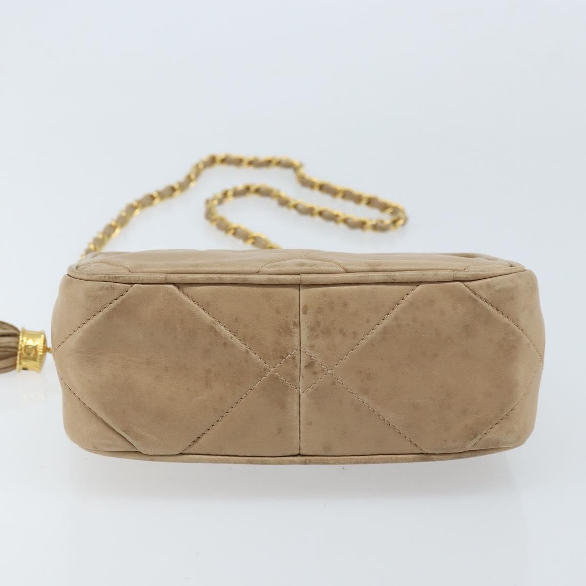 Chanel Vintage Diamond Cc Camera Quilted Lambskin Beige Leather Shoulder Bag Bag (Pre-Owned)