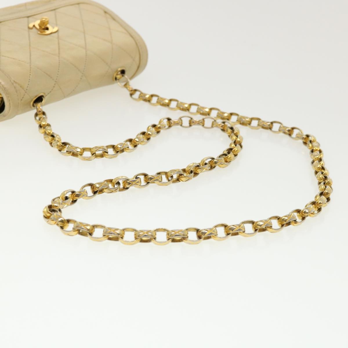 Chanel Vintage Cc Chain Flap Quilted Lambskin Gold Leather Shoulder Bag Bag (Pre-Owned)
