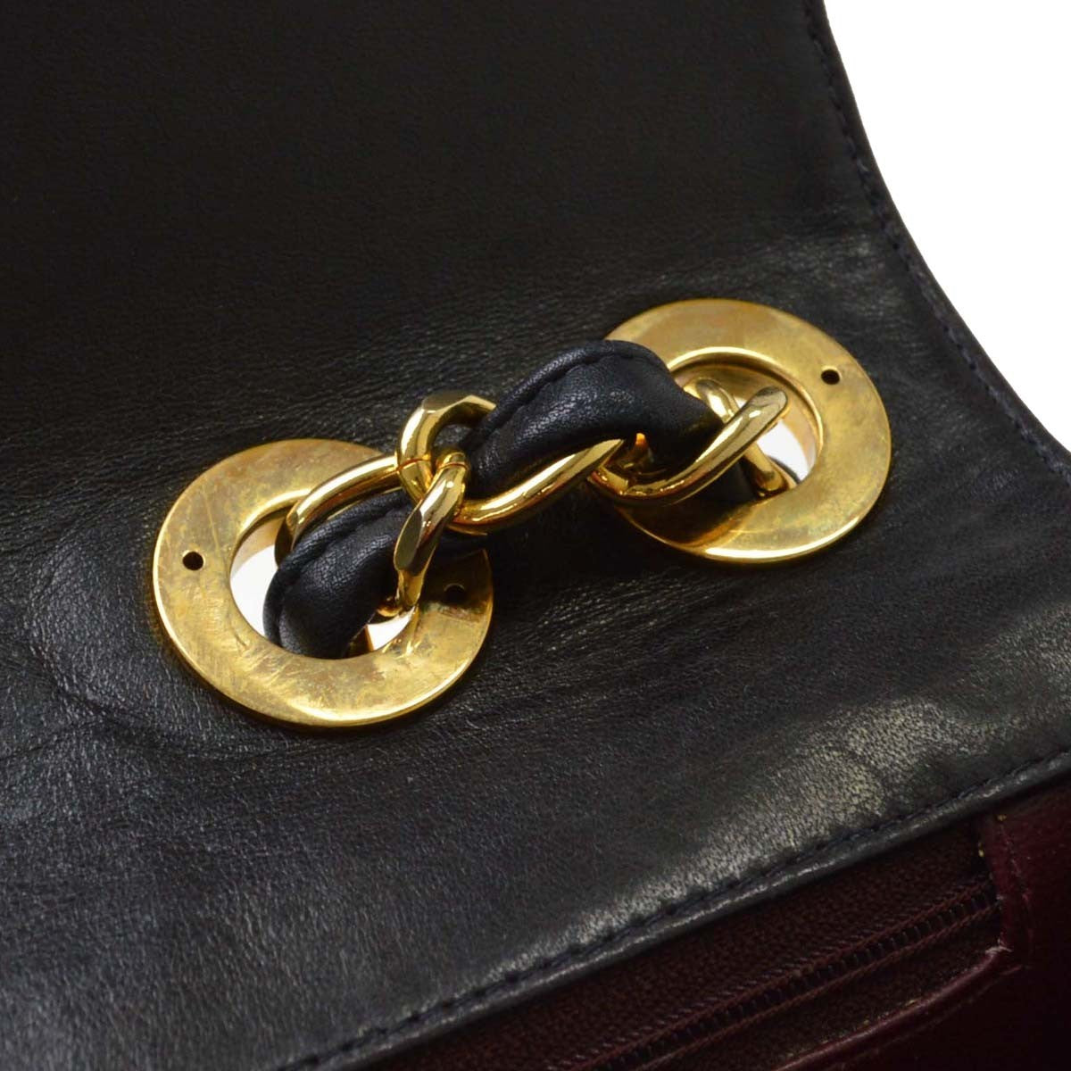 Chanel Vintage Mademoiselle Flap Lambskin Black Leather Handbag (Pre-Owned)