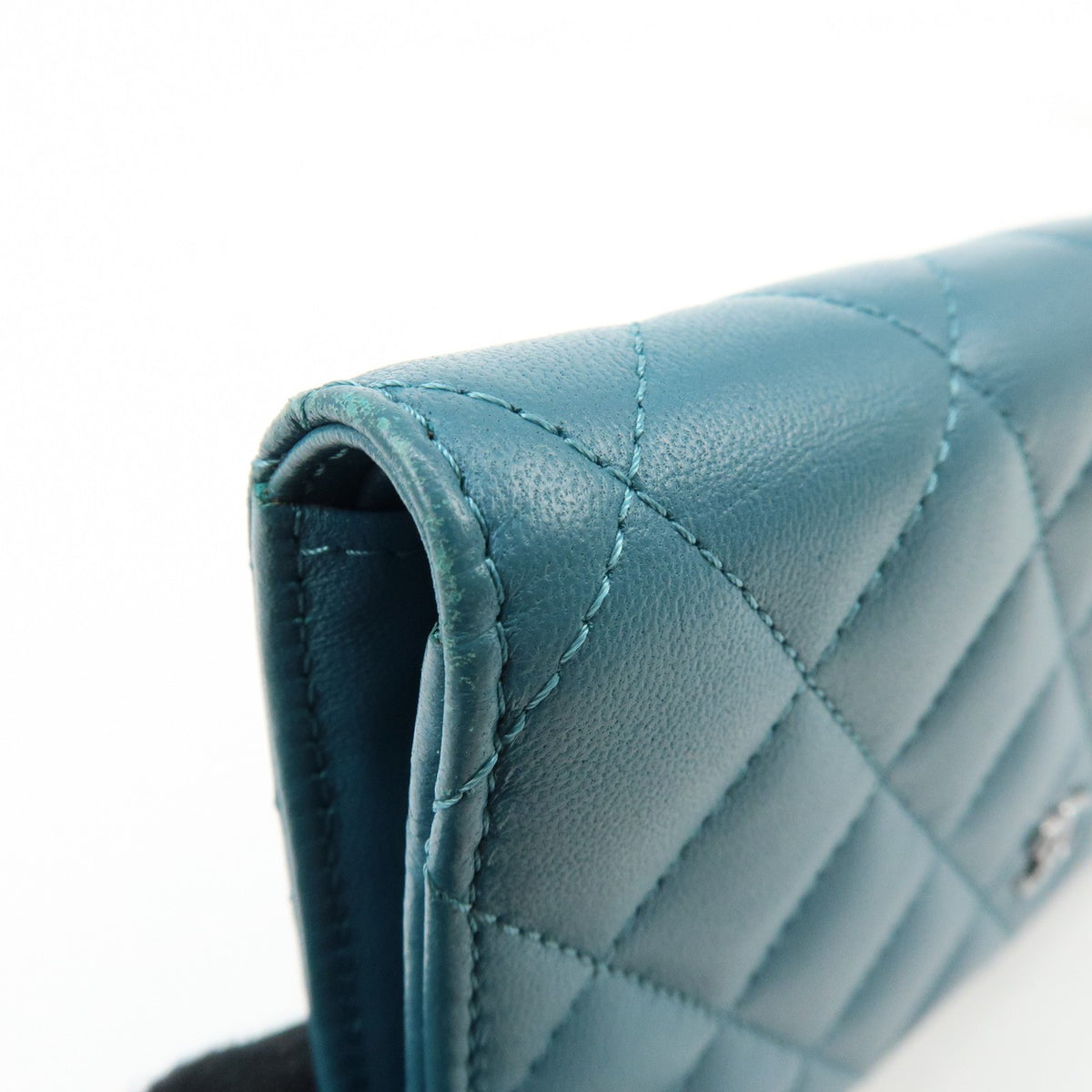 Chanel Bi-Fold Quilted Patent Blue Leather Wallets Accessory (Pre-Owned)
