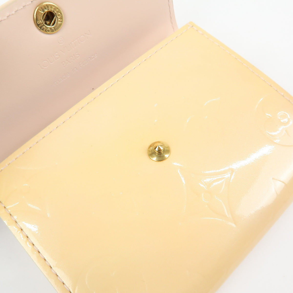 Louis Vuitton Ludlow Vernis Beige Patent_Leather Wallets Accessory (Pre-Owned)
