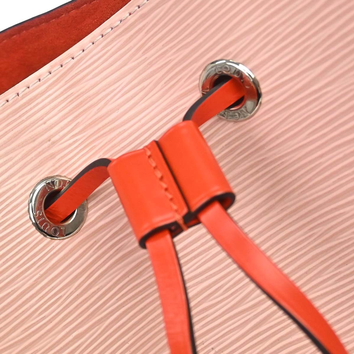 Louis Vuitton Neonoe Epi Leather Pink Leather Handbag (Pre-Owned)