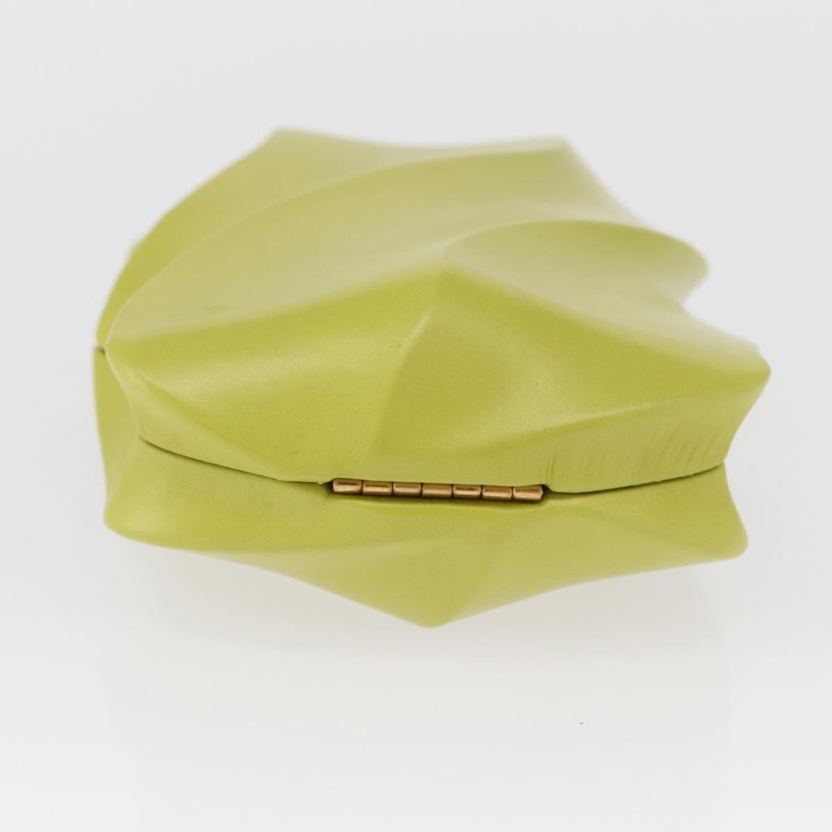 Bottega Veneta The Whirl Clutch Leather Green Leather Clutche & Pouche Bag (Pre-Owned)