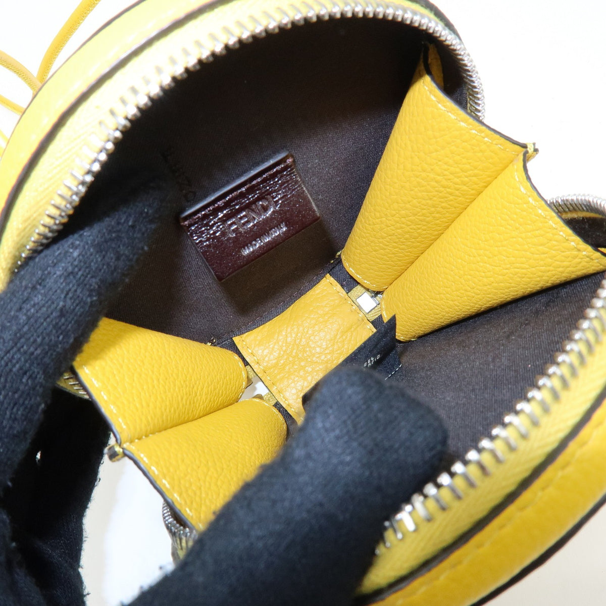 Fendi Vintage Ff Round Embossed Leather Yellow Leather Crossbody Bag Bag (Pre-Owned)