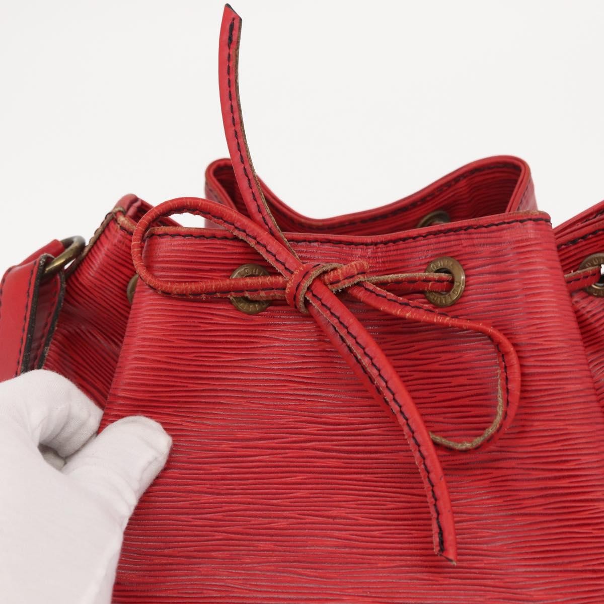 Louis Vuitton Noe Epi Leather Red Leather Shoulder Bag Bag (Pre-Owned)