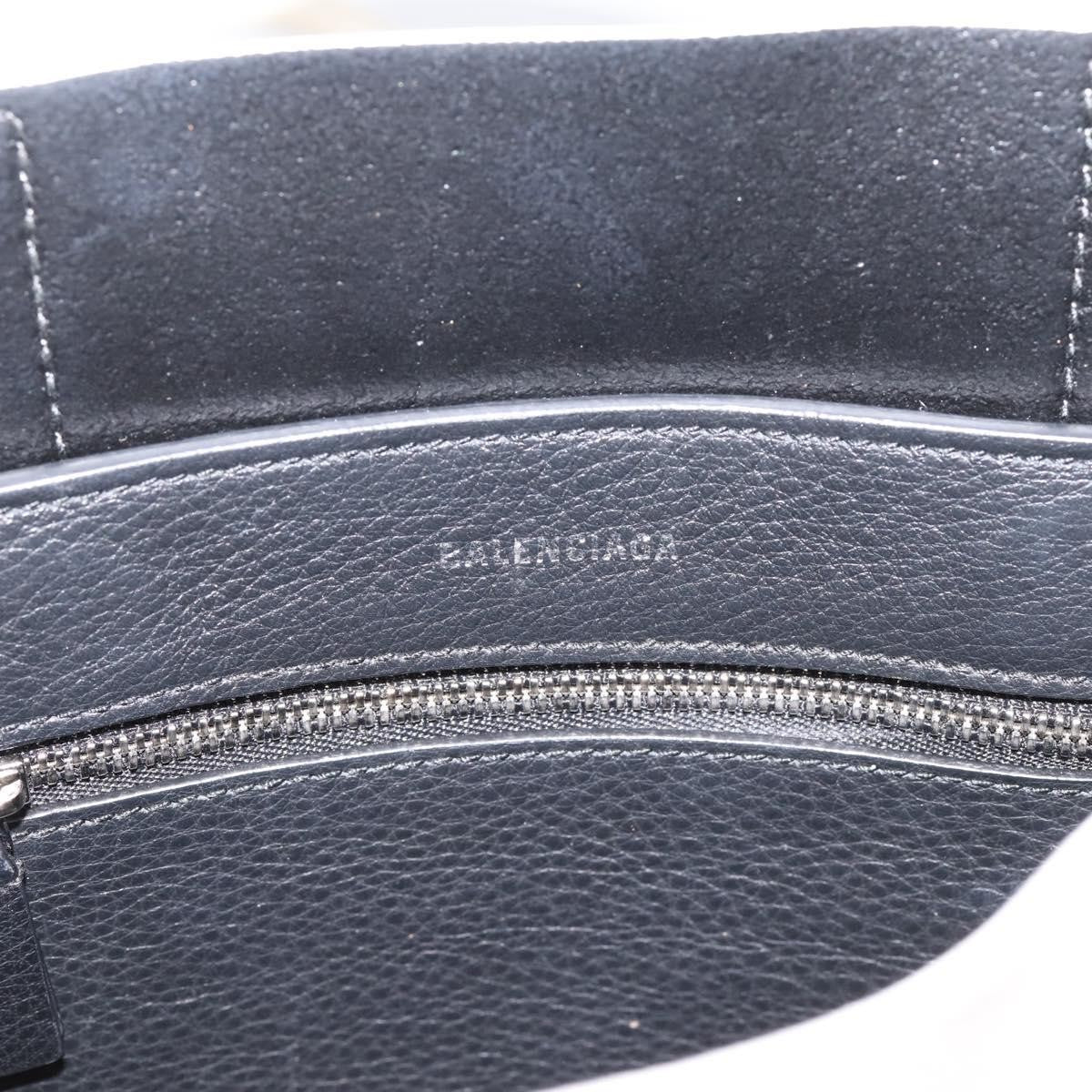 Balenciaga Everyday Leather White Leather Tote Bag Bag (Pre-Owned)