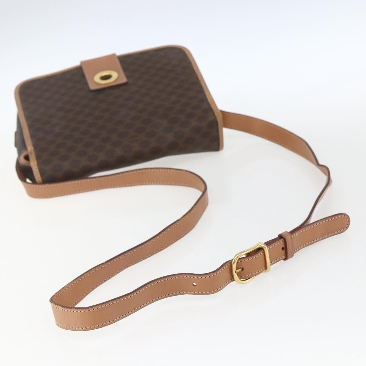 Celine Vintage Macadam Circle Logo Canvas And Leather Brown Canvas Shoulder Bag Bag (Pre-Owned)