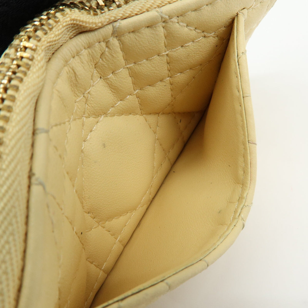 Christian Dior Lady Dior Card Holder Cannage Quilt Patent Yellow Leather Card Holders Accessory (Pre-Owned)