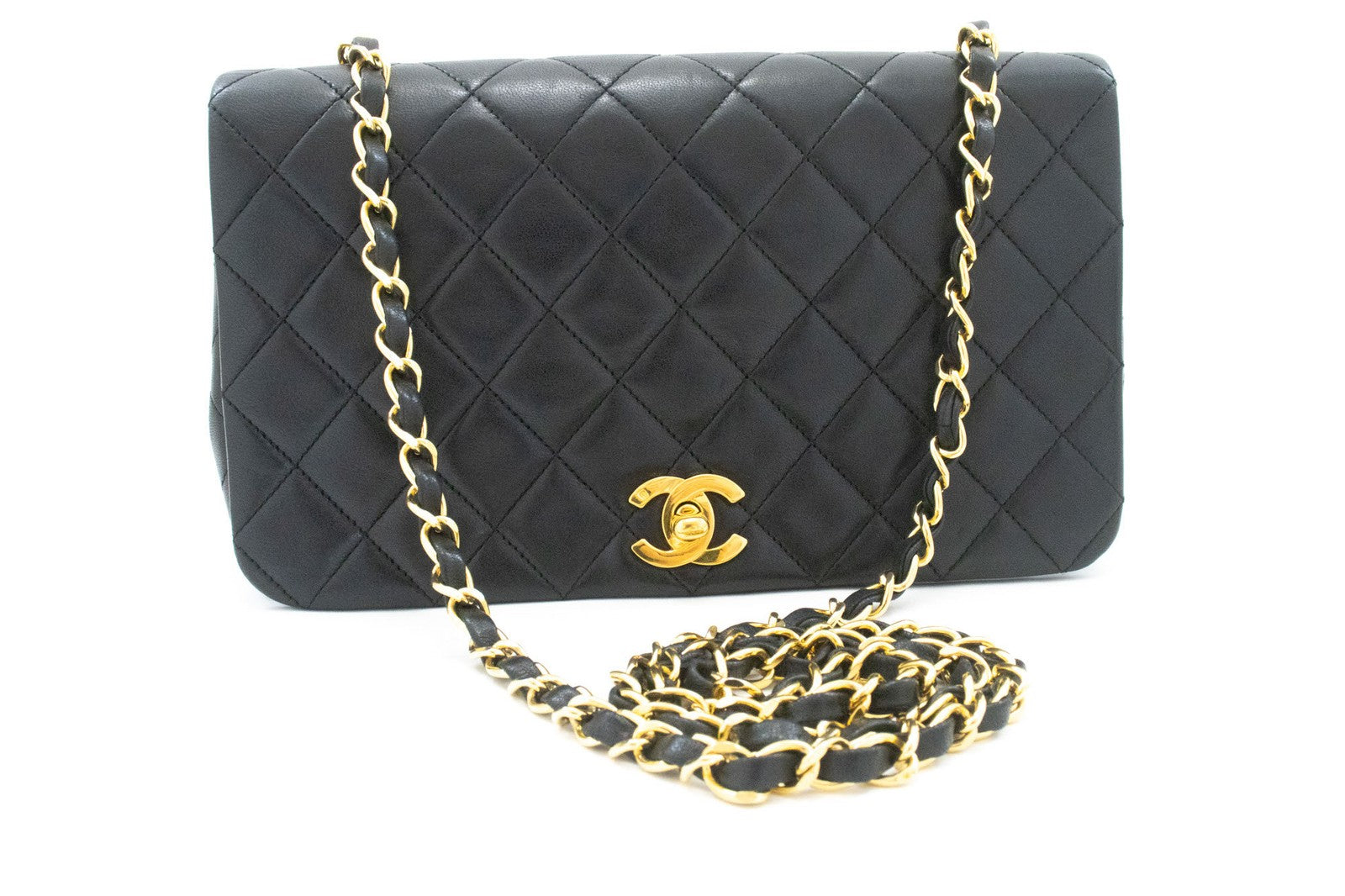 Chanel Vintage Full Flap Quilted Lambskin Black Leather Shoulder Bag Bag (Pre-Owned)