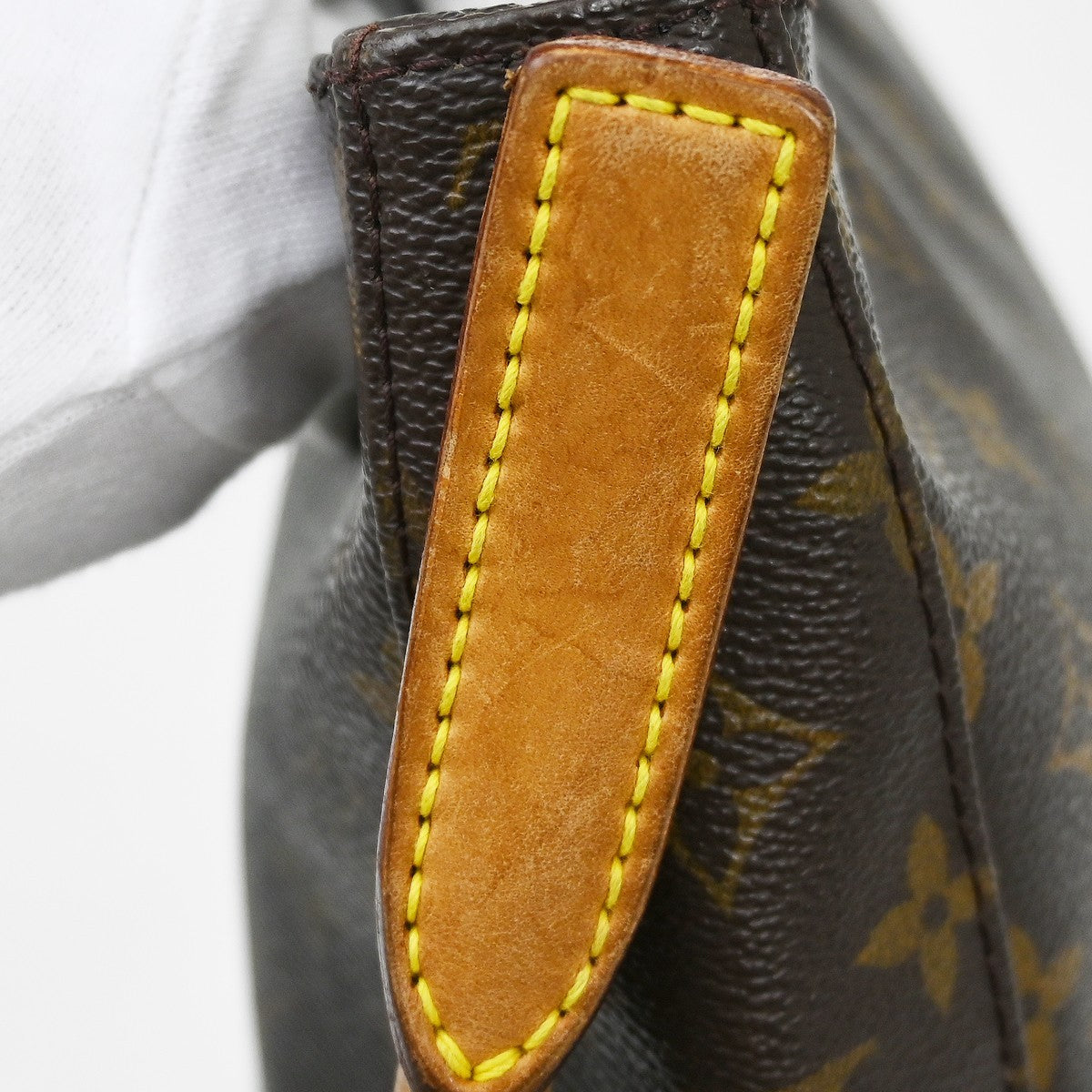 Louis Vuitton Monogram Looping Monogram Canvas Brown Canvas Shoulder Bag Bag (Pre-Owned)