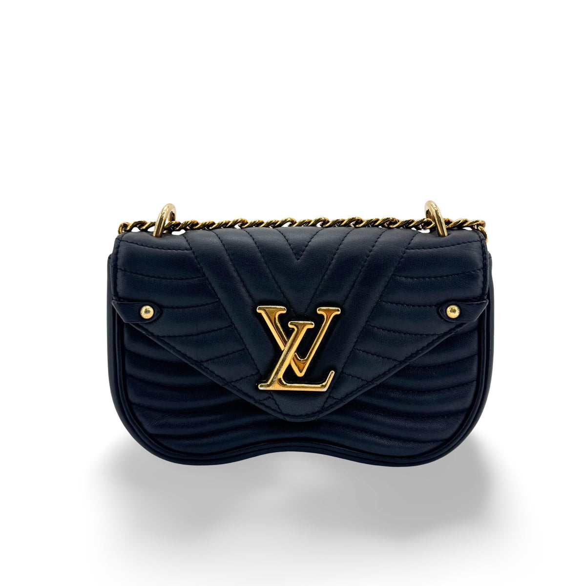 Louis Vuitton New Wave Chain Quilted Leather Black Leather Handbag (Pre-Owned)