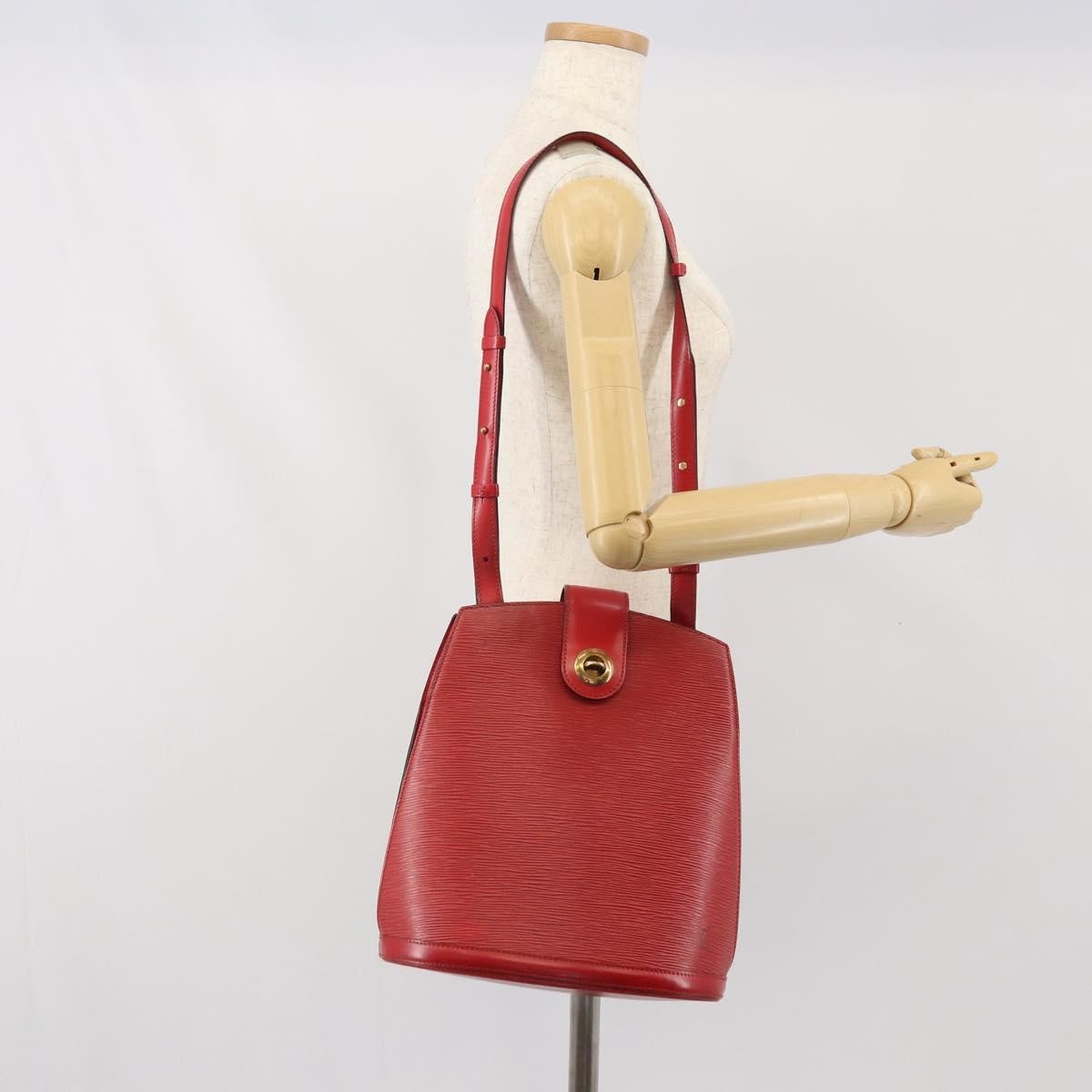 Louis Vuitton Cluny Epi Leather Red Leather Shoulder Bag Bag (Pre-Owned)
