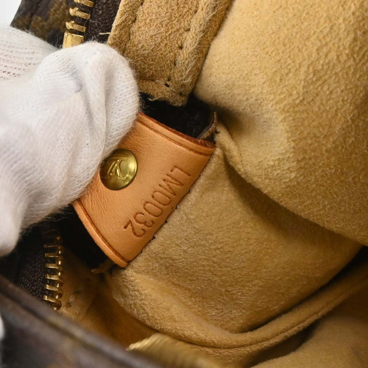 Louis Vuitton Looping Monogram Canvas Brown Canvas Handbag (Pre-Owned)