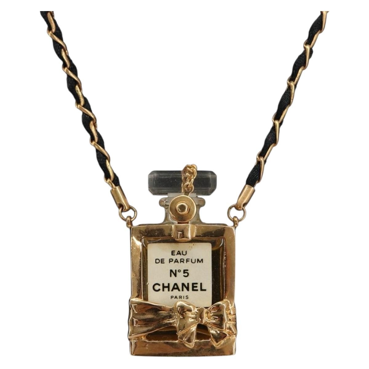 Chanel Cc No.5 Perfume Bottle Pendant Metal Gold Metal Necklace Jewelry (Pre-Owned)