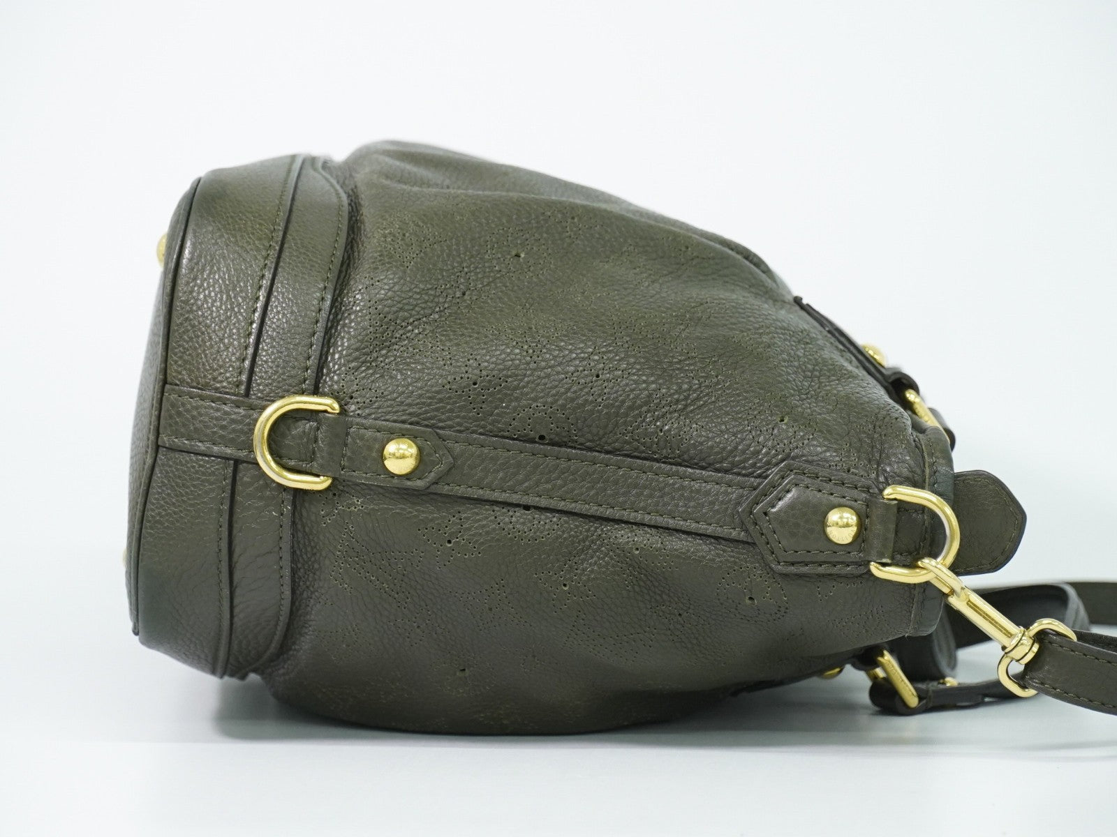 Louis Vuitton Stellar Mahina Leather Khaki Leather Handbag (Pre-Owned)