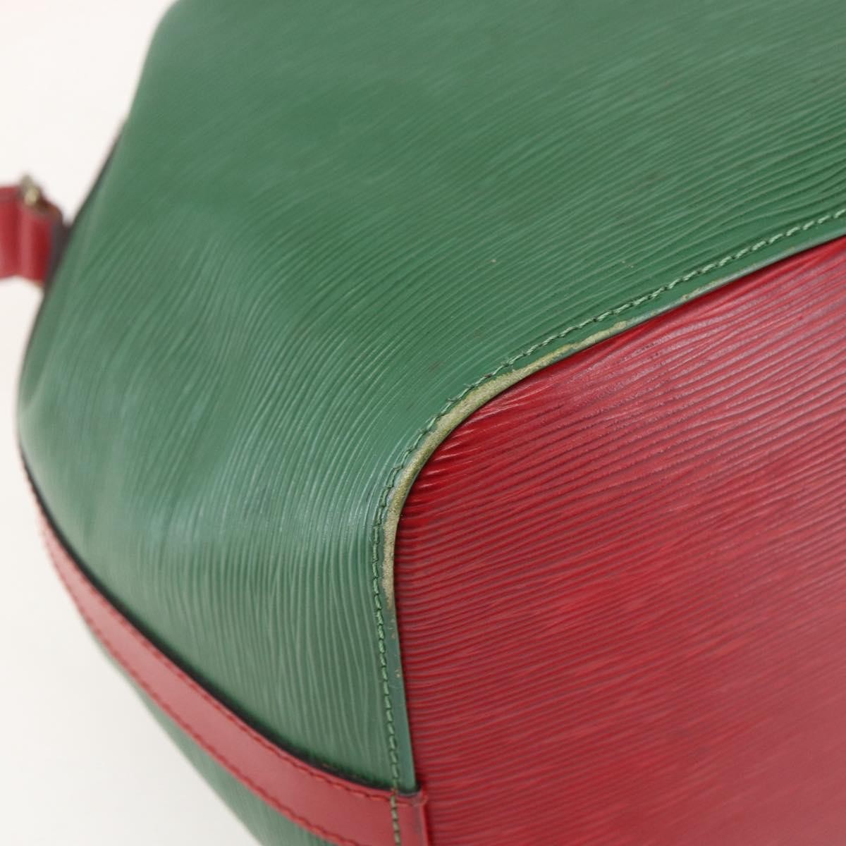 Louis Vuitton Bicolor Petit Noe Epi Leather Green Leather Shoulder Bag Bag (Pre-Owned)