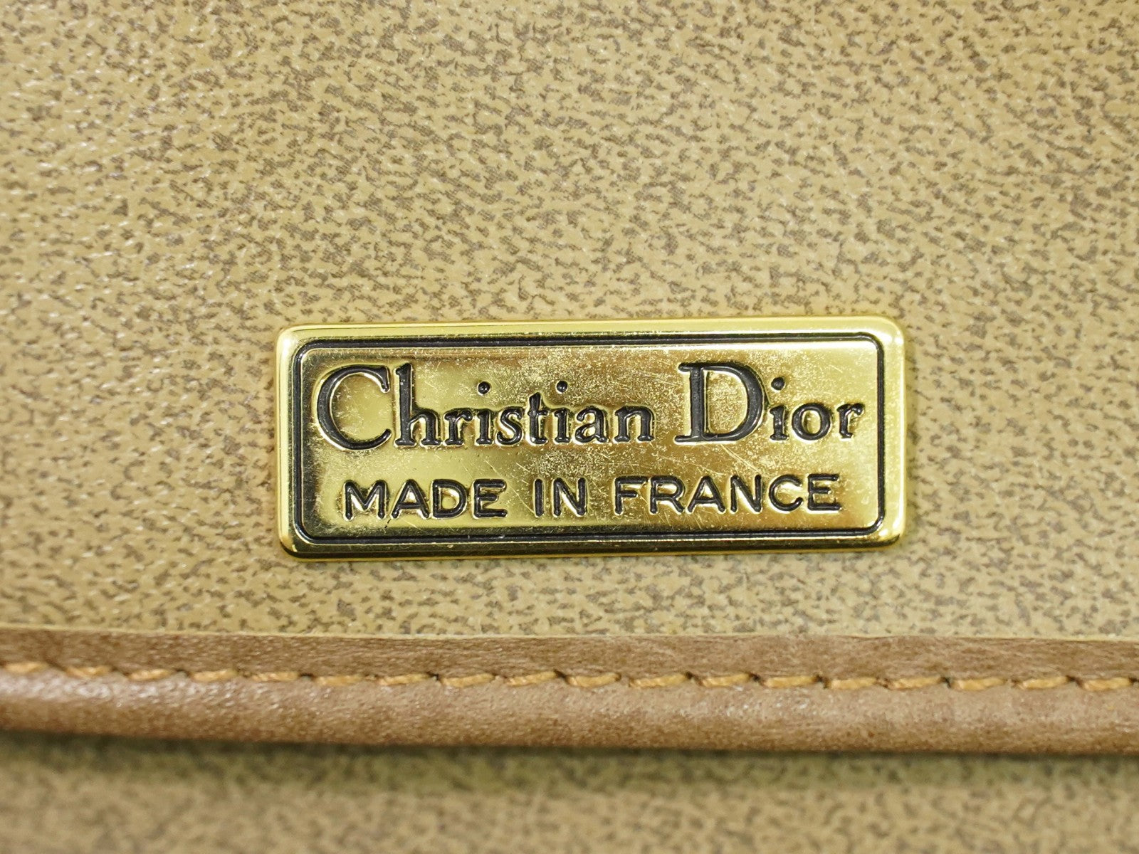 Christian Dior Vintage Cd Flap Leather Beige Leather Shoulder Bag Bag (Pre-Owned)