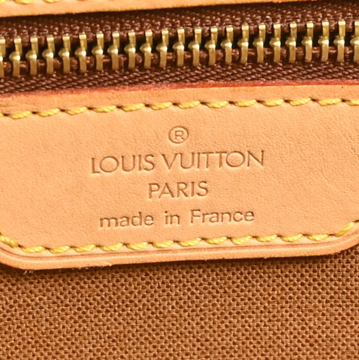 Louis Vuitton Abbesses Messenger Monogram Canvas Brown Canvas Handbag (Pre-Owned)