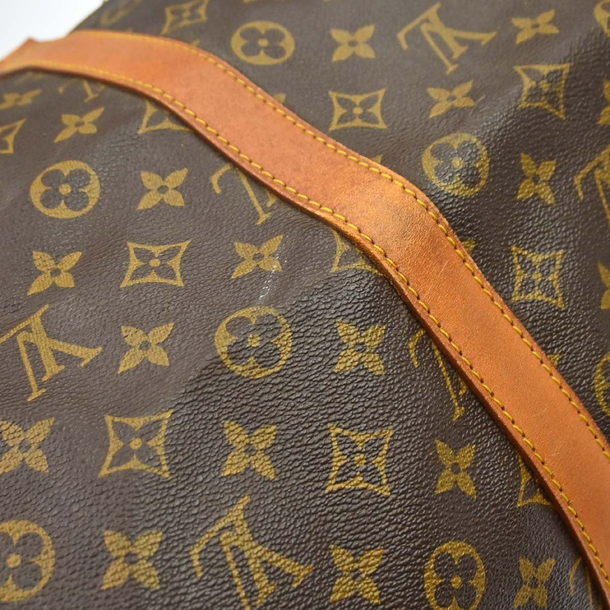 Louis Vuitton Keepall Monogram Canvas Brown Canvas Travel Bag Bag (Pre-Owned)