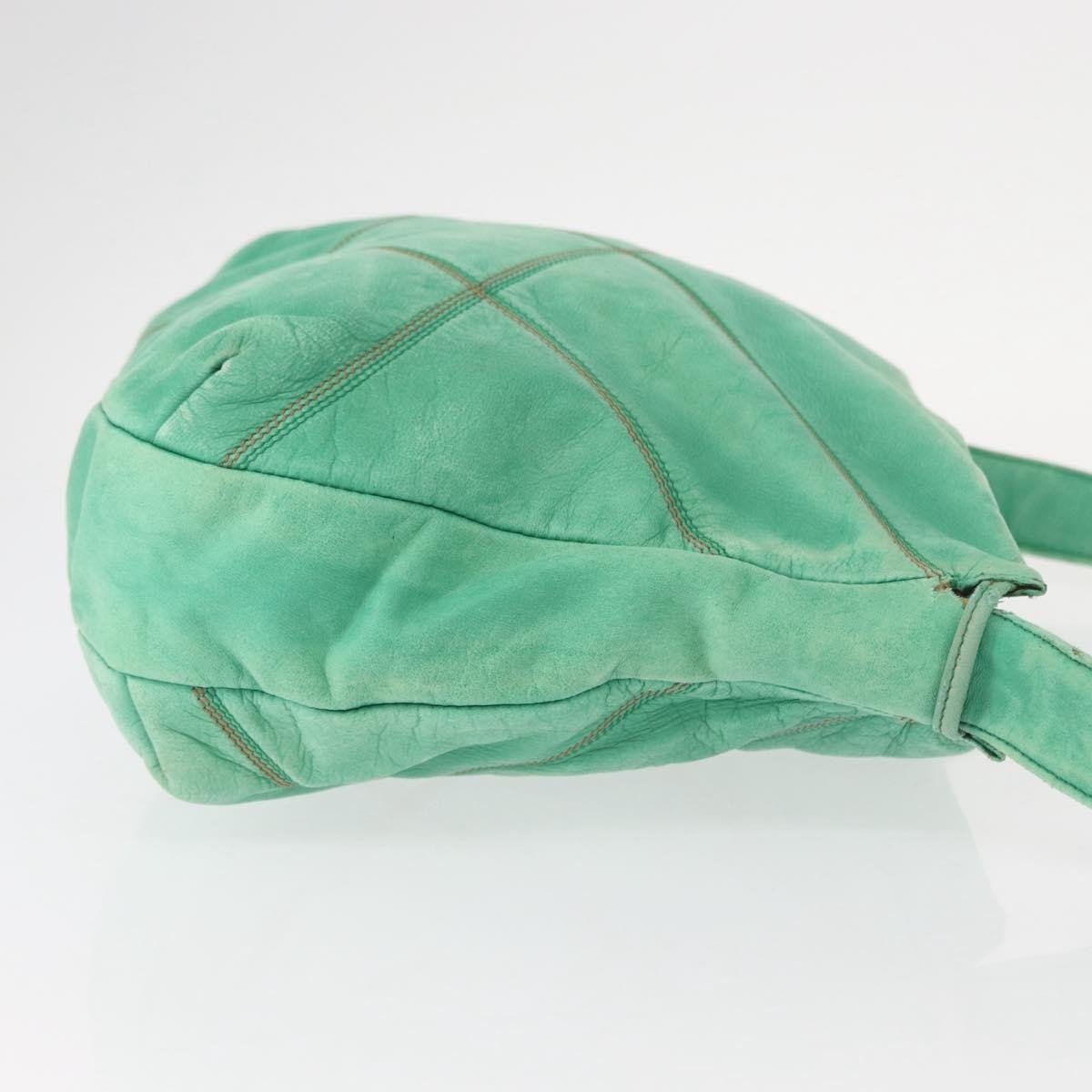 Loewe Vintage Leather Green Leather Shoulder Bag Bag (Pre-Owned)