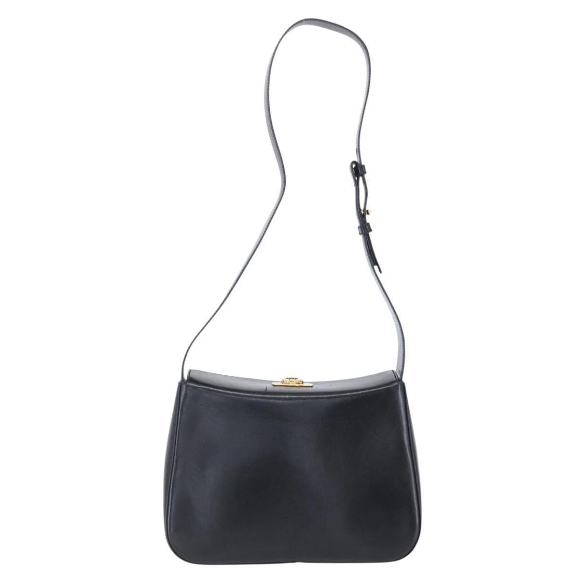 Salvatore Ferragamo Gancini Leather Black Leather Shoulder Bag Bag (Pre-Owned)