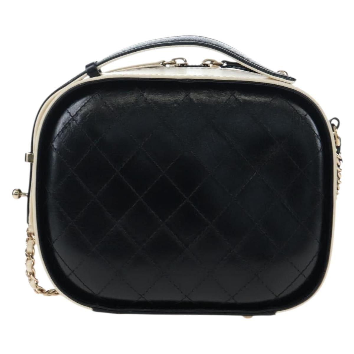 Chanel Vanity Case Quilted Crumpled Calfskin White Leather Handbag (Pre-Owned)
