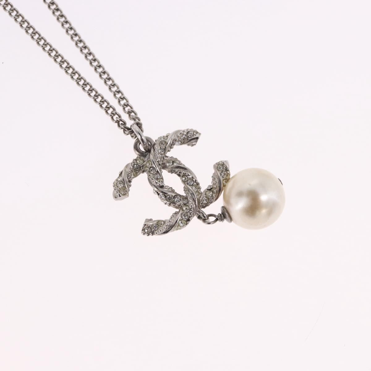 Chanel Cc Pearl Drop Pendant Metal With Faux Pearl Silver Metal Necklace Jewelry (Pre-Owned)
