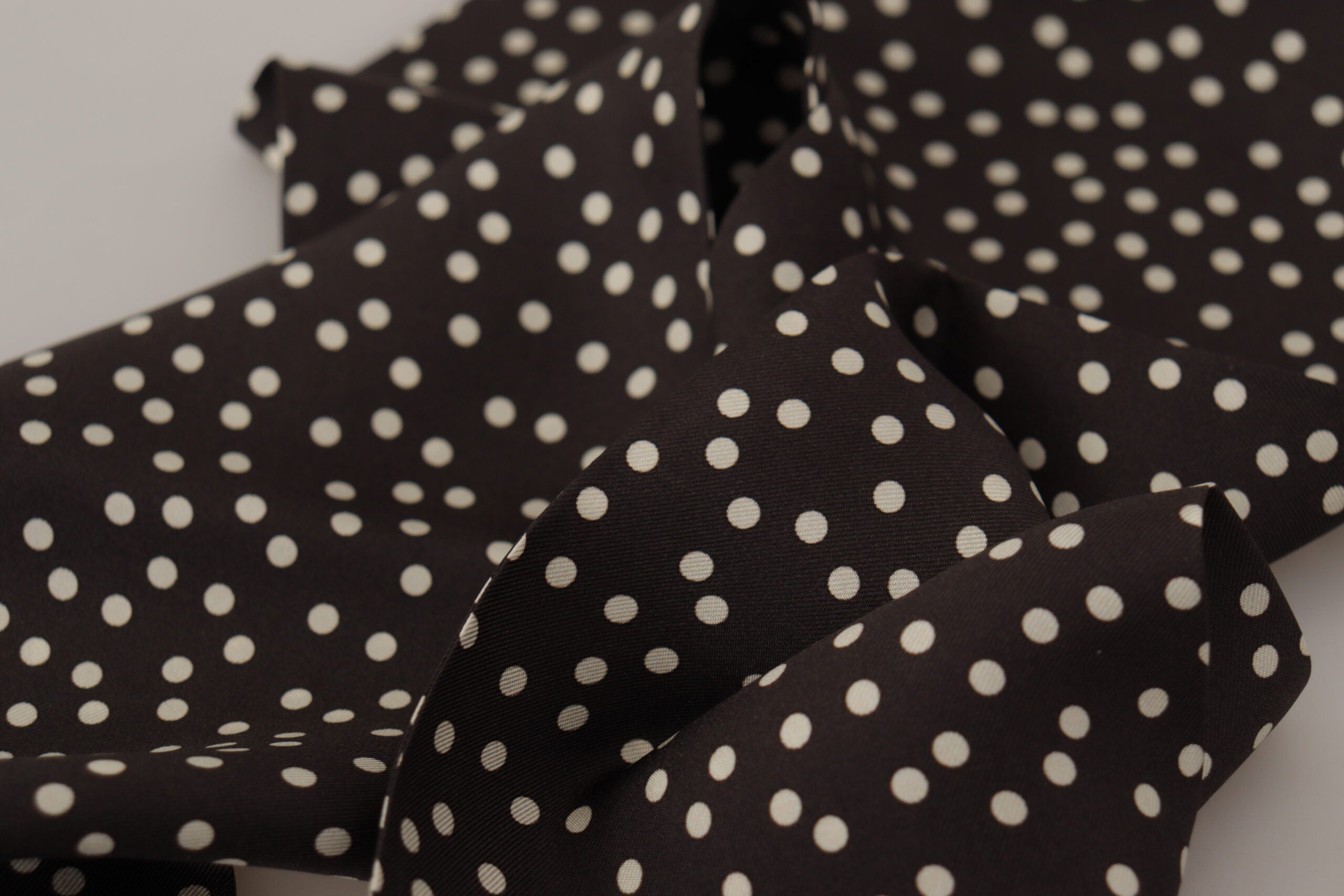 Dolce & Gabbana Elegant Silk Polka Dot Men's Men's Scarf