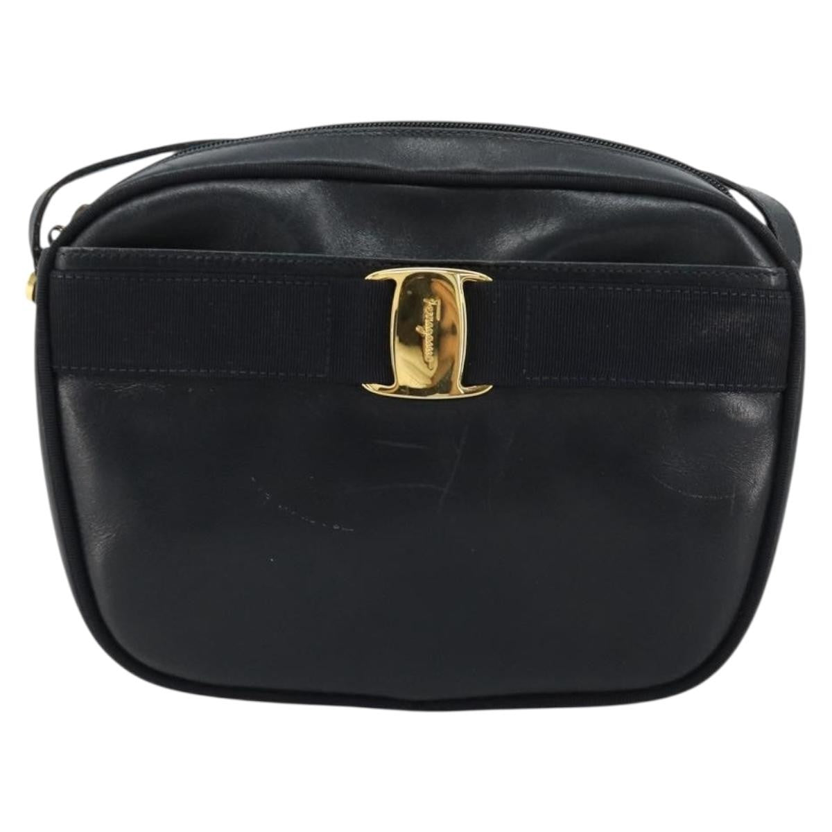 Salvatore Ferragamo Vala Leather Navy Leather Shoulder Bag Bag (Pre-Owned)
