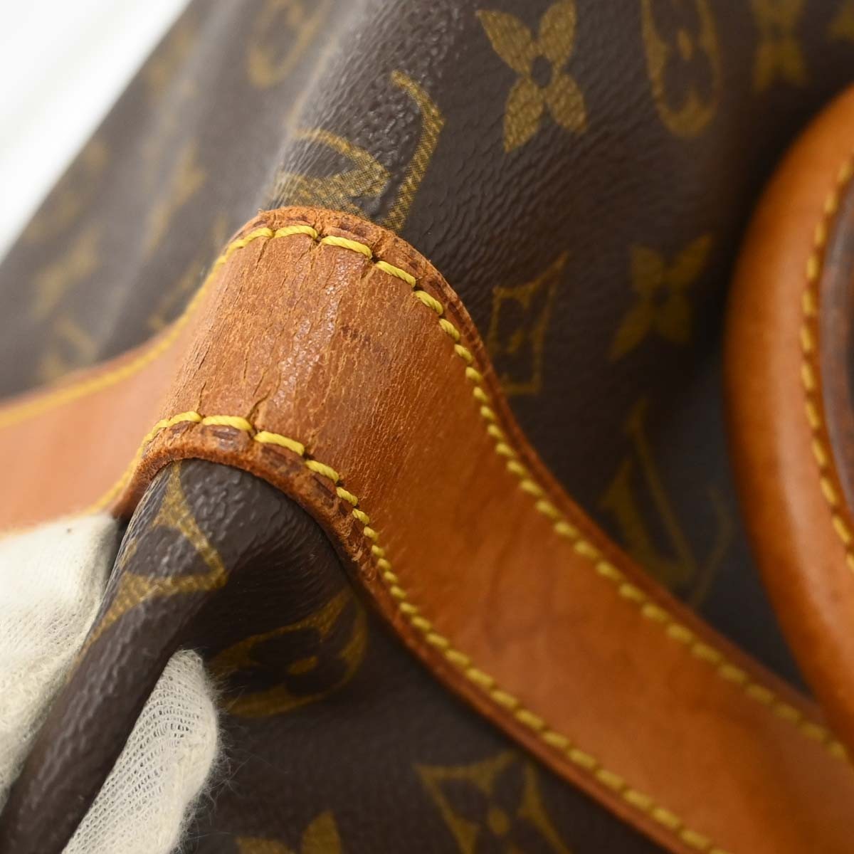 Louis Vuitton Keepall Monogram Canvas Brown Canvas Travel Bag Bag (Pre-Owned)