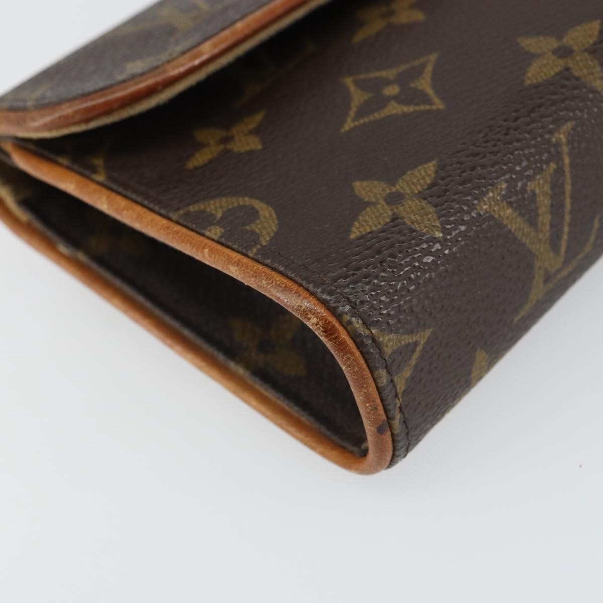 Louis Vuitton Florentine Waist Monogram Canvas Brown Canvas Clutche & Pouche Bag (Pre-Owned)