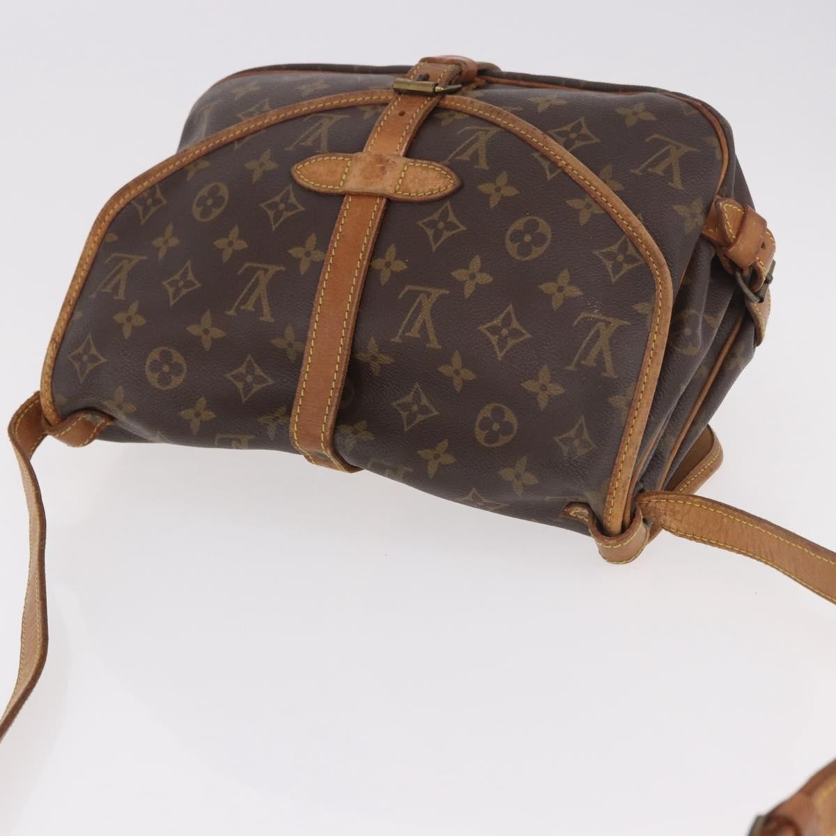 Louis Vuitton Saumur Monogram Canvas Brown Canvas Shoulder Bag Bag (Pre-Owned)