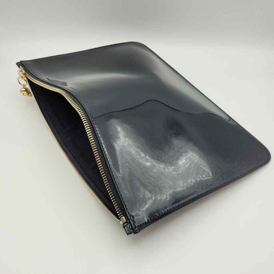 Alexander McQueen Women's Dark Navy Patent Leather Skull Large Pouch
