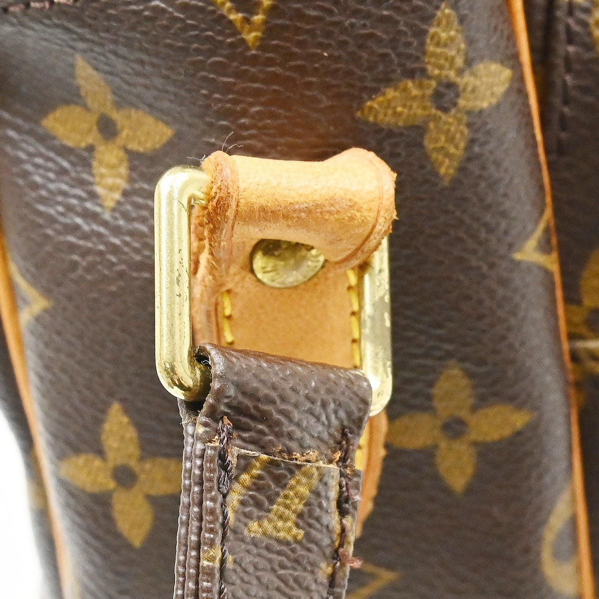 Louis Vuitton Nil Messenger Monogram Canvas Brown Canvas Shoulder Bag Bag (Pre-Owned)