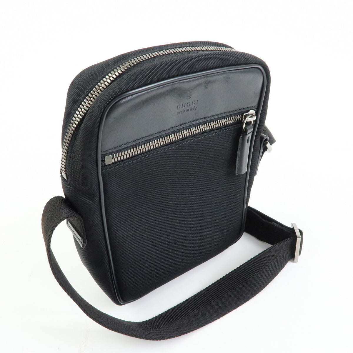 Gucci Shoulder Canvas Black Canvas Shoulder Bag Bag (Pre-Owned)