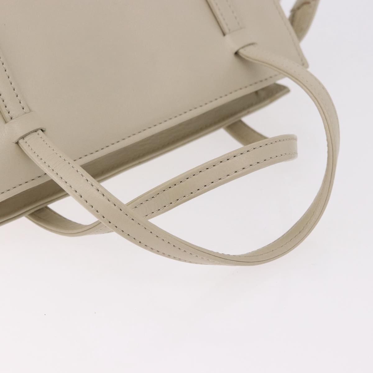 Fendi Vintage Handbag Leather Beige Leather Handbag (Pre-Owned)