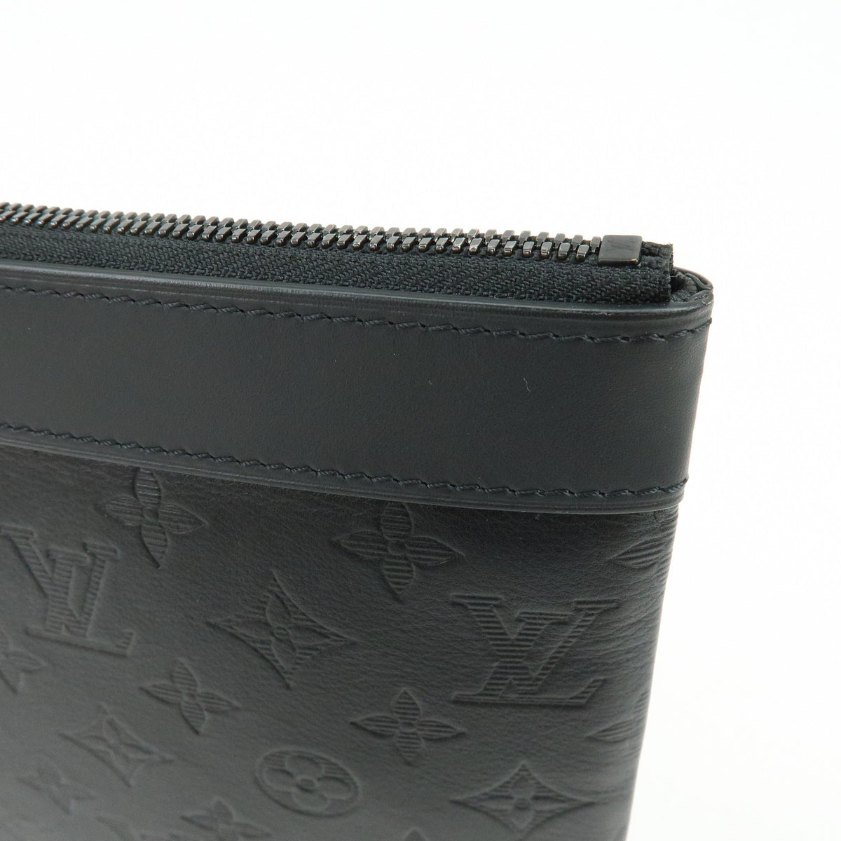 Louis Vuitton Discovery Pochette Monogram Shadow Leather Black Leather Clutche & Pouche Bag (Pre-Owned)
