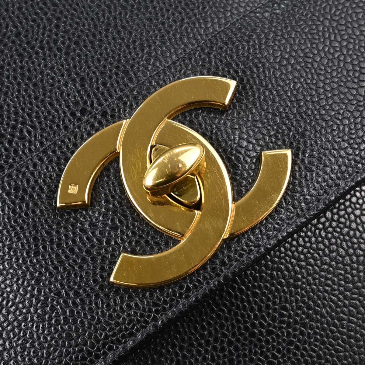 Chanel Vintage Top Handle Vertical Quilt Caviar Black Calfskin Handbag (Pre-Owned)