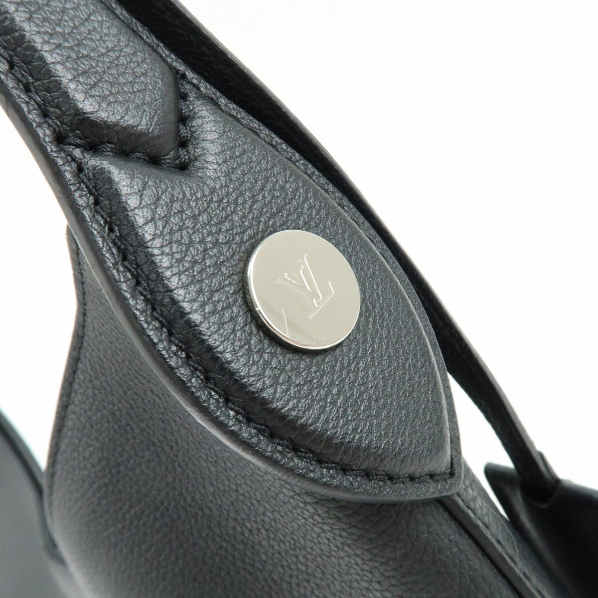 Louis Vuitton Lockme Hobo Leather Black Leather Shoulder Bag Bag (Pre-Owned)