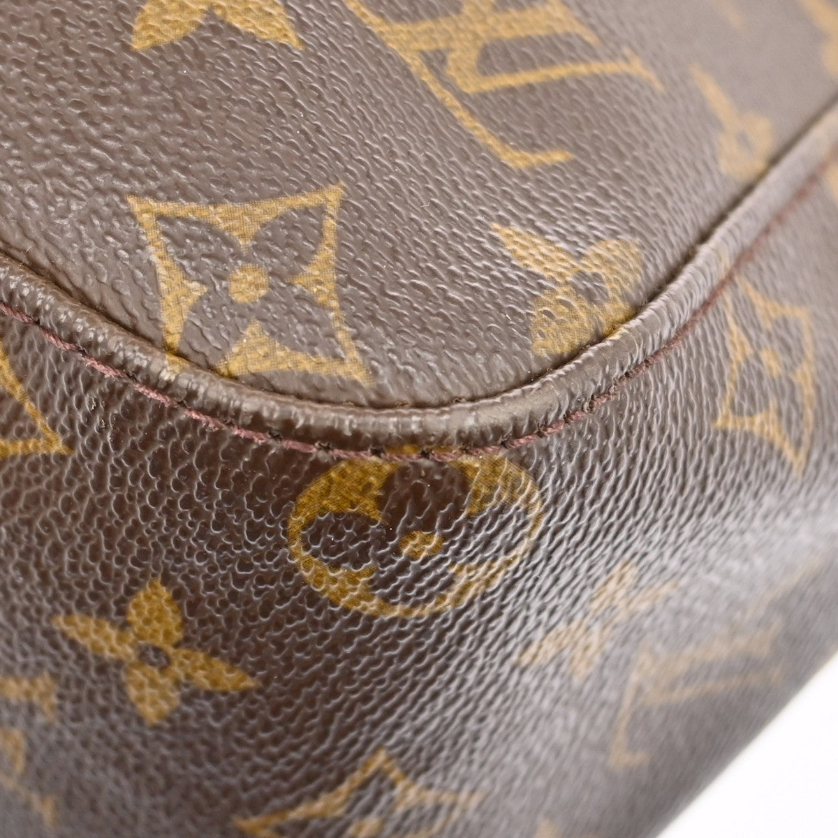 Louis Vuitton Looping Monogram Canvas Brown Canvas Handbag (Pre-Owned)