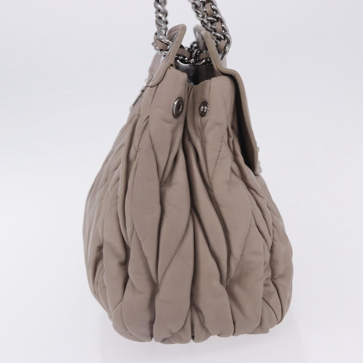 Miu Miu Chain Pushlock Matelassé Nappa Leather Beige Leather Shoulder Bag Bag (Pre-Owned)