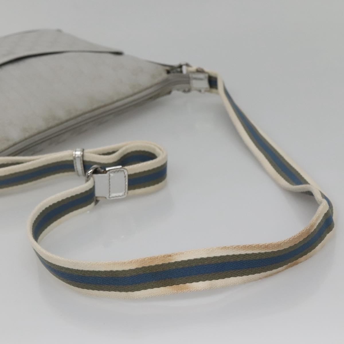 Gucci Zip Messenger Gg Canvas With Perforated Leather Silver Canvas Shoulder Bag Bag (Pre-Owned)