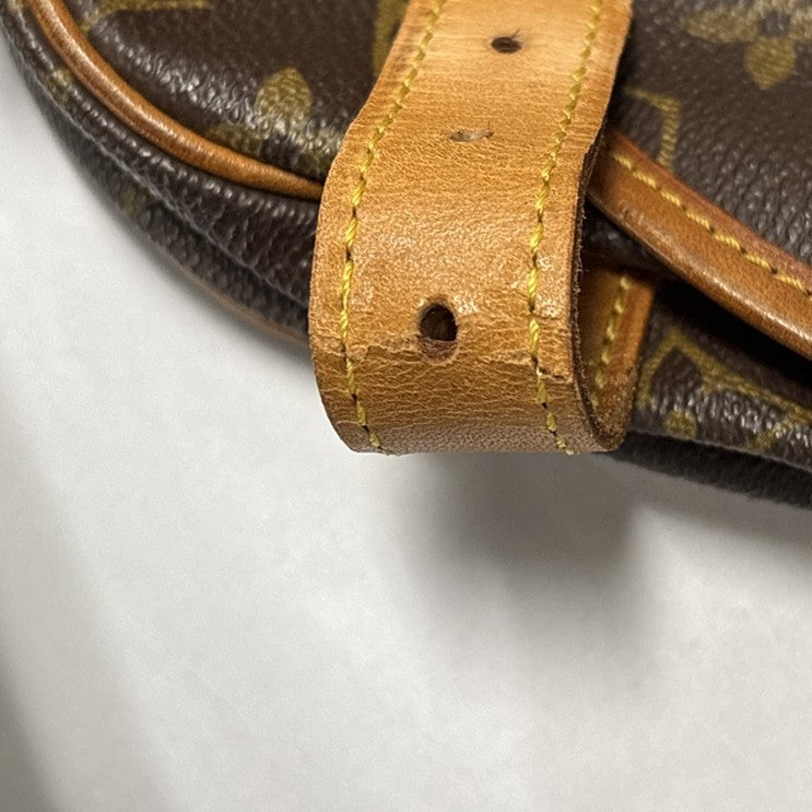 Louis Vuitton Saumur Monogram Canvas Brown Canvas Shoulder Bag Bag (Pre-Owned)