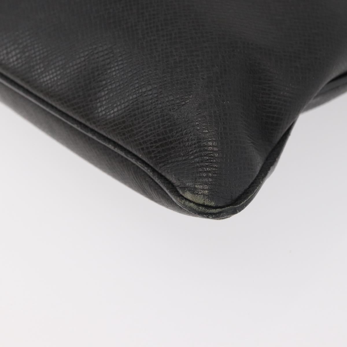 Louis Vuitton Sasha Taiga Leather Black Leather Handbag (Pre-Owned)