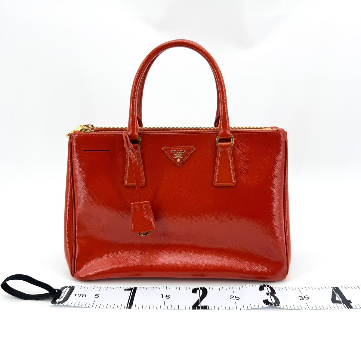 Prada Galleria  Strap Leather Red Leather Handbag (Pre-Owned)